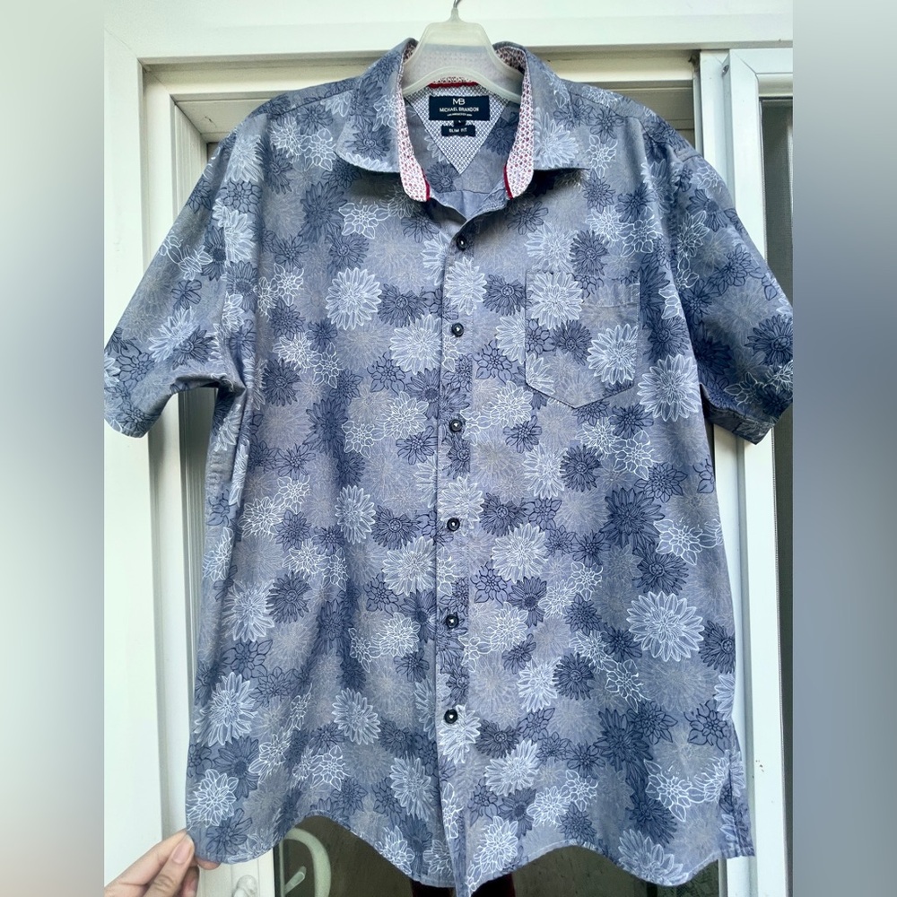 Michael Brandon Men’s floral shirt blue with white and tan flowers. Button down